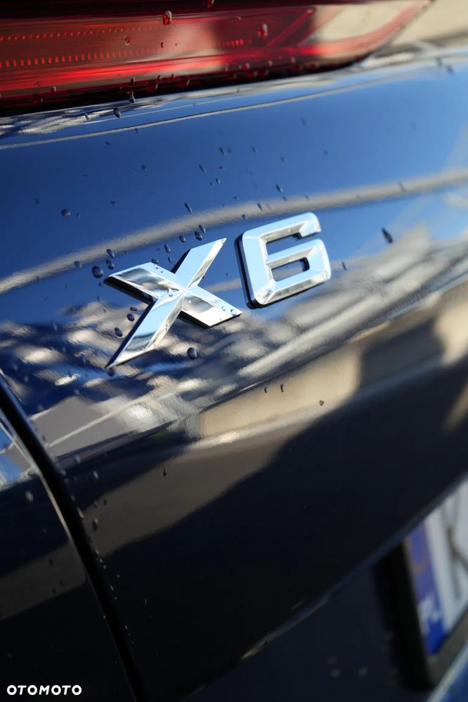 BMW X6 - 25