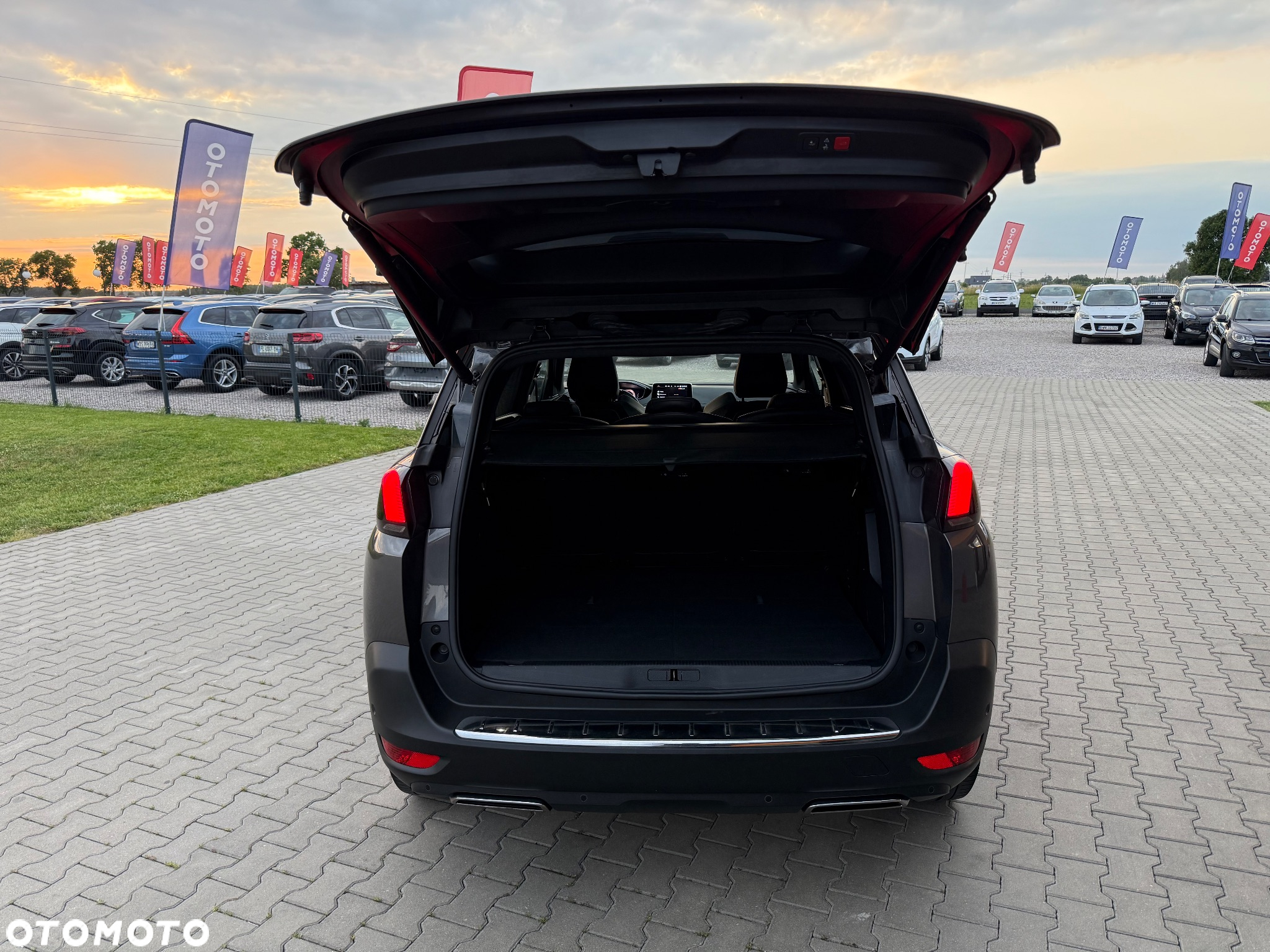 Peugeot 5008 2.0 BlueHDI GT S&S EAT8 - 39