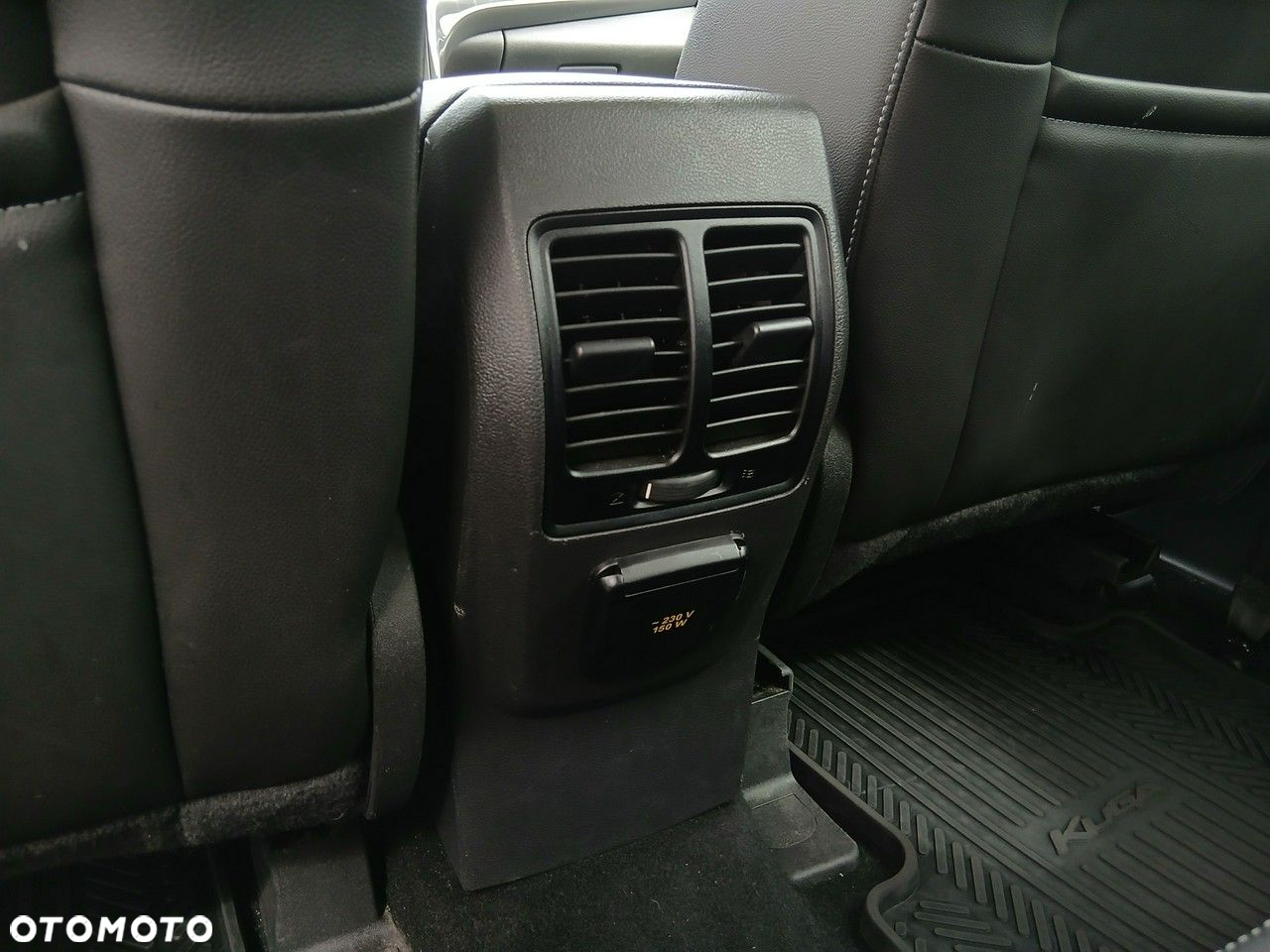 Ford Kuga - 23