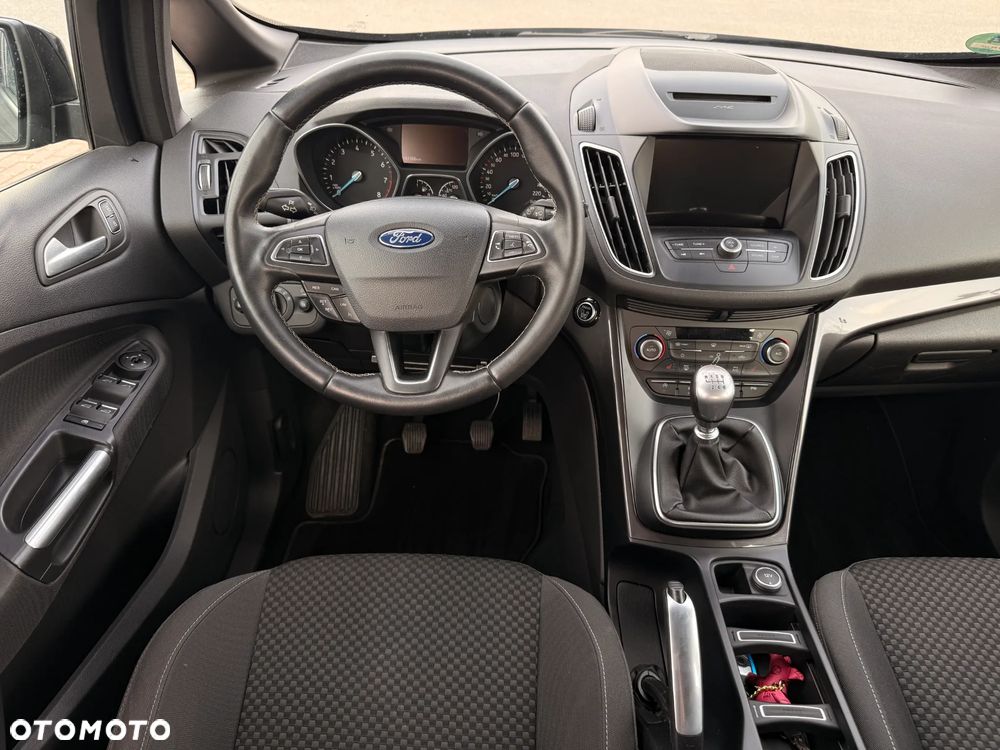 Ford C-MAX - 12