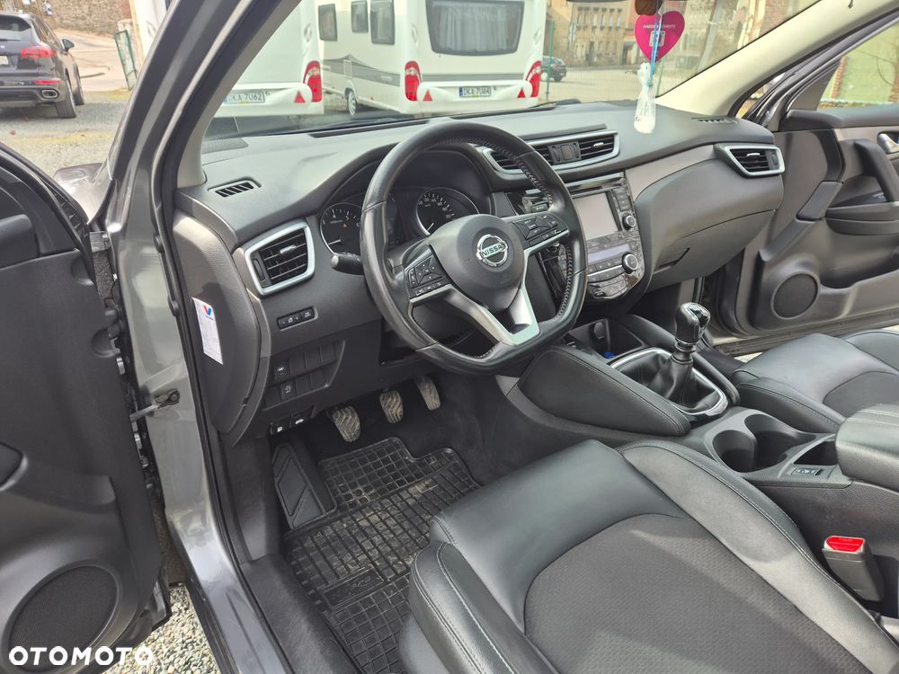 Nissan Qashqai - 16