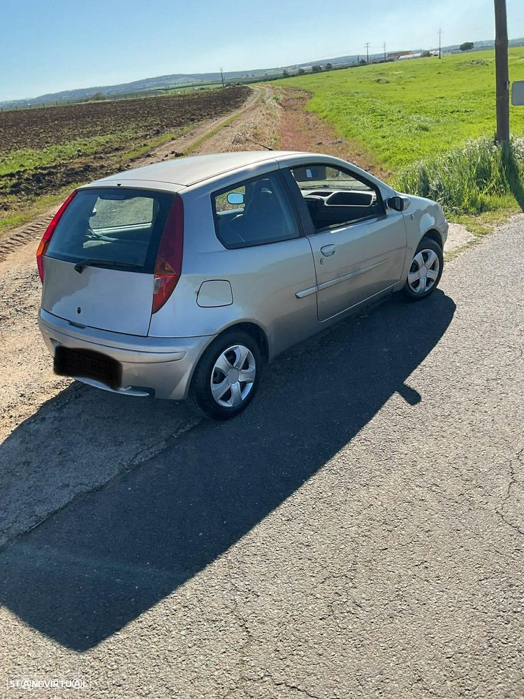 Fiat Punto 1.2 16V HLX - 10