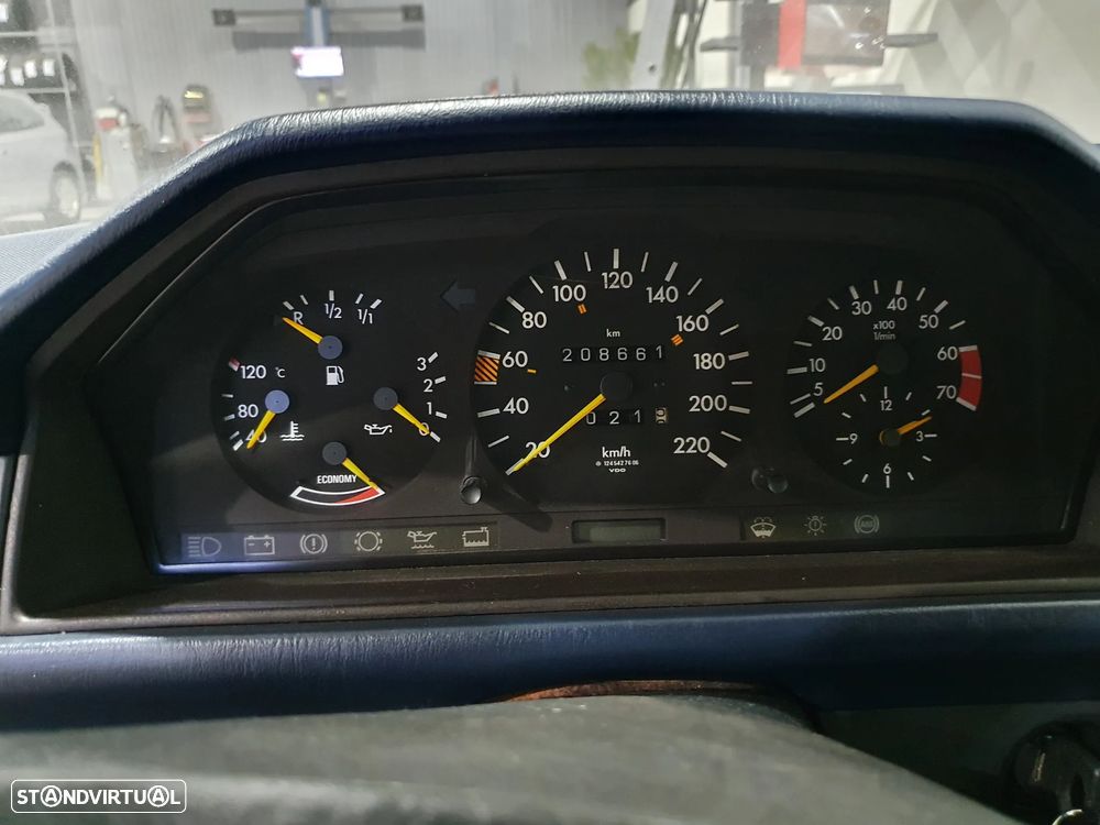 Mercedes-Benz E 230 - 7