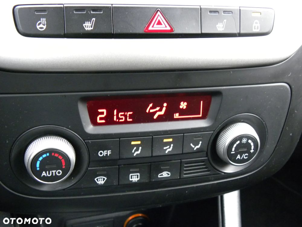 Kia Venga - 21