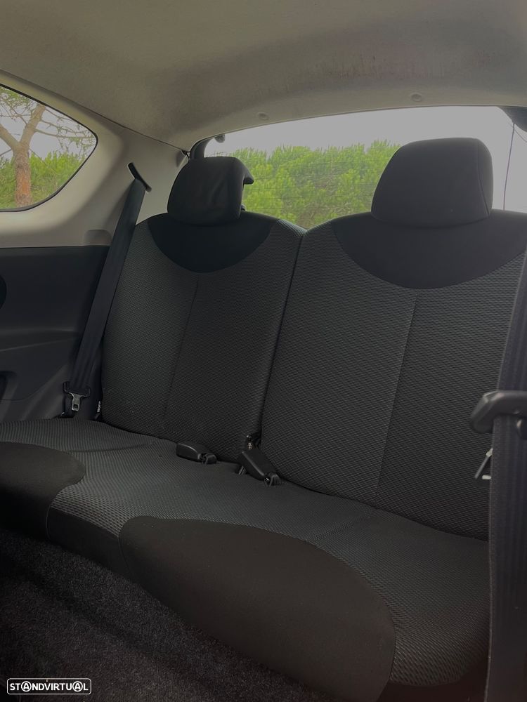 Toyota Aygo 1.0 Plus - 9