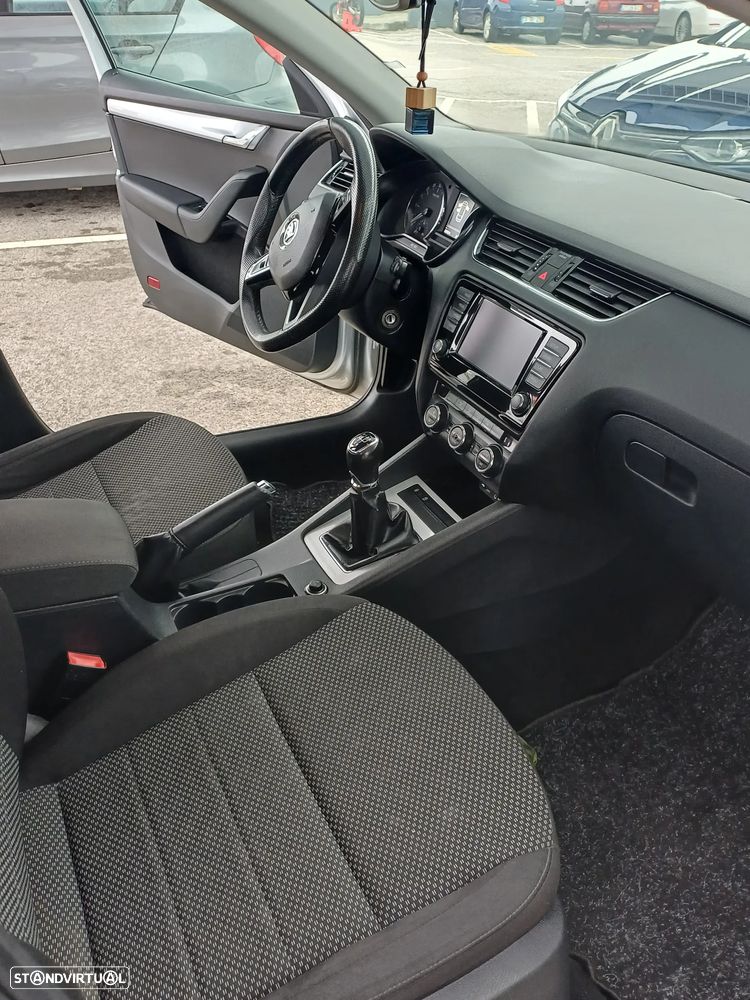 Skoda Octavia Break 1.6 TDi Greenline - 4