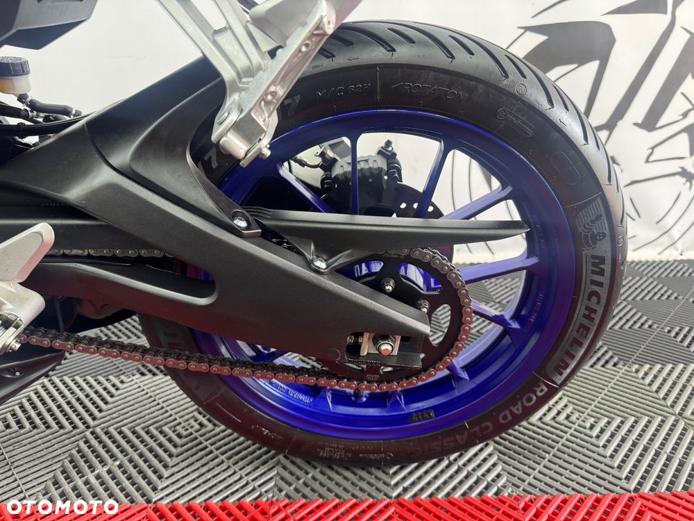 Yamaha MT - 18