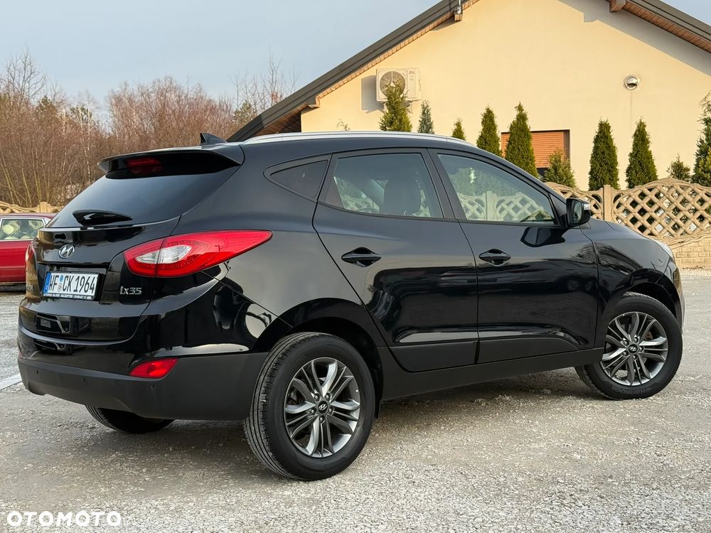 Hyundai ix35 1.6 2WD Fifa World Cup Edition - 9