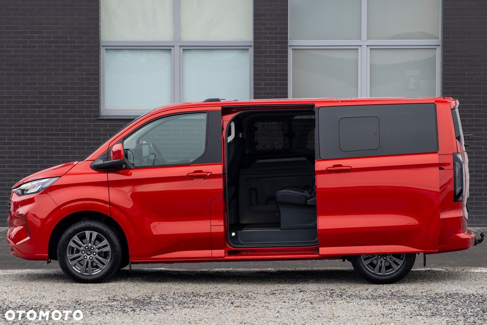 Ford Tourneo Custom - 6