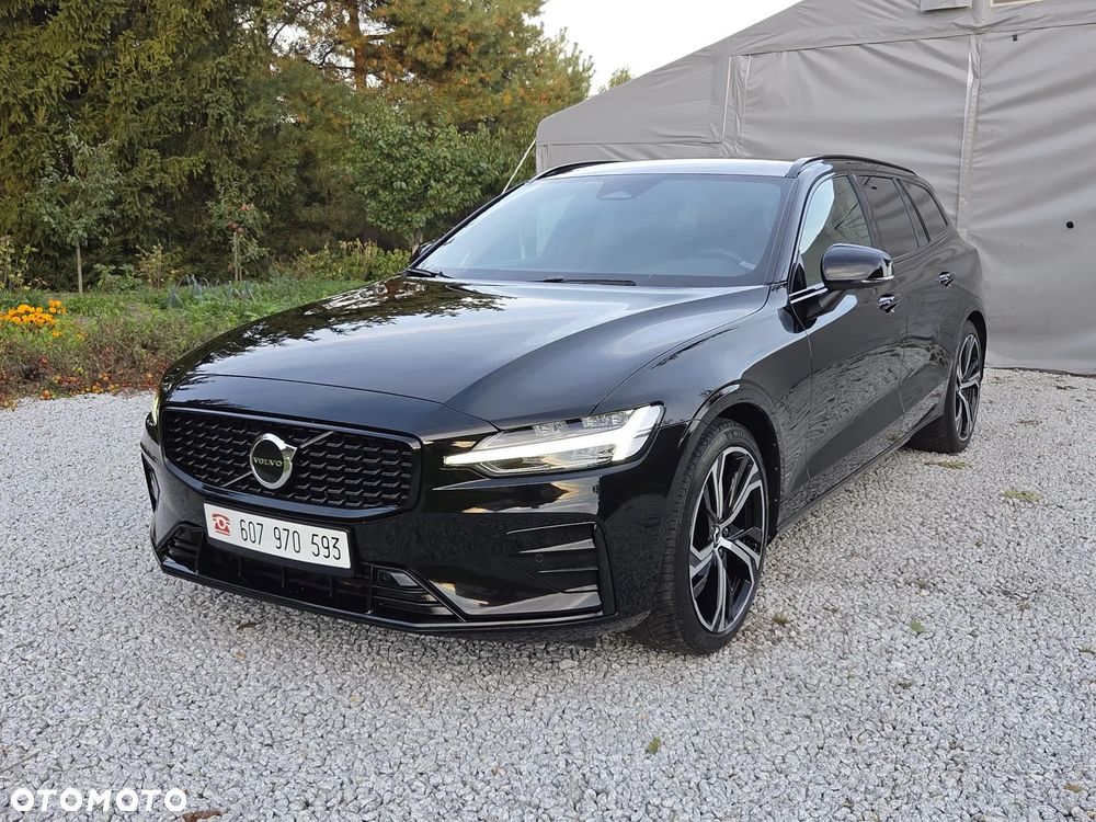 Volvo V60 B3 B Plus Dark - 24