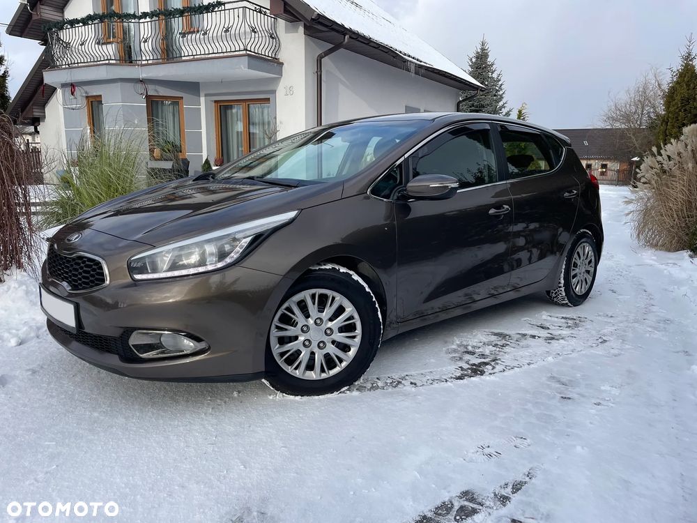 Kia Ceed 1.6 GDI Business Line - 24