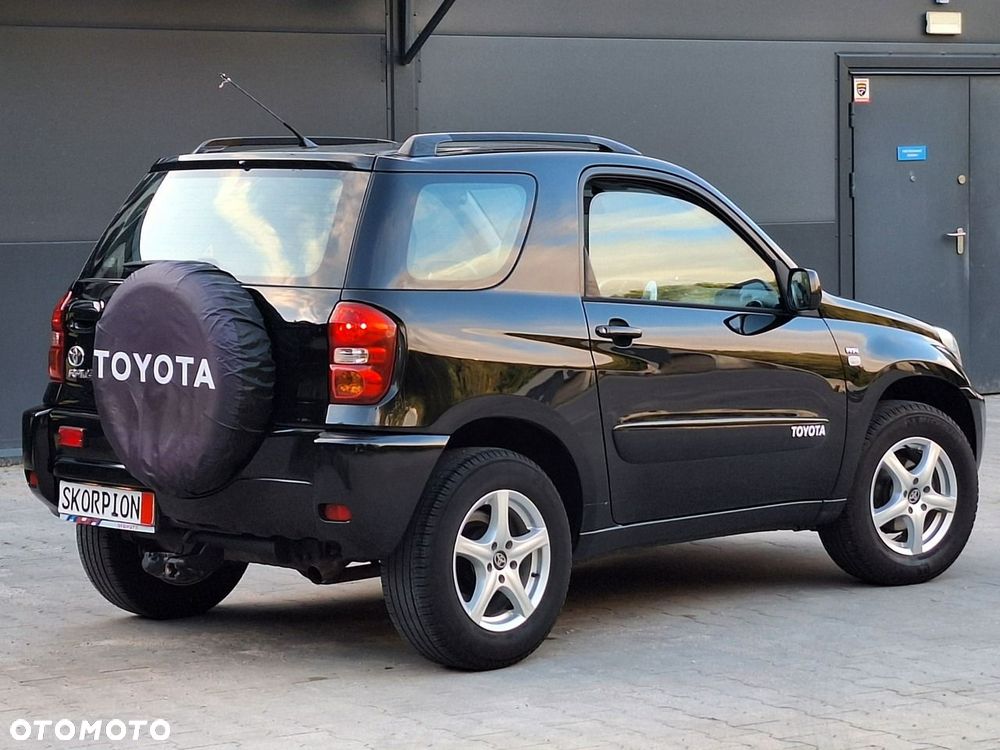 Toyota RAV4 - 2