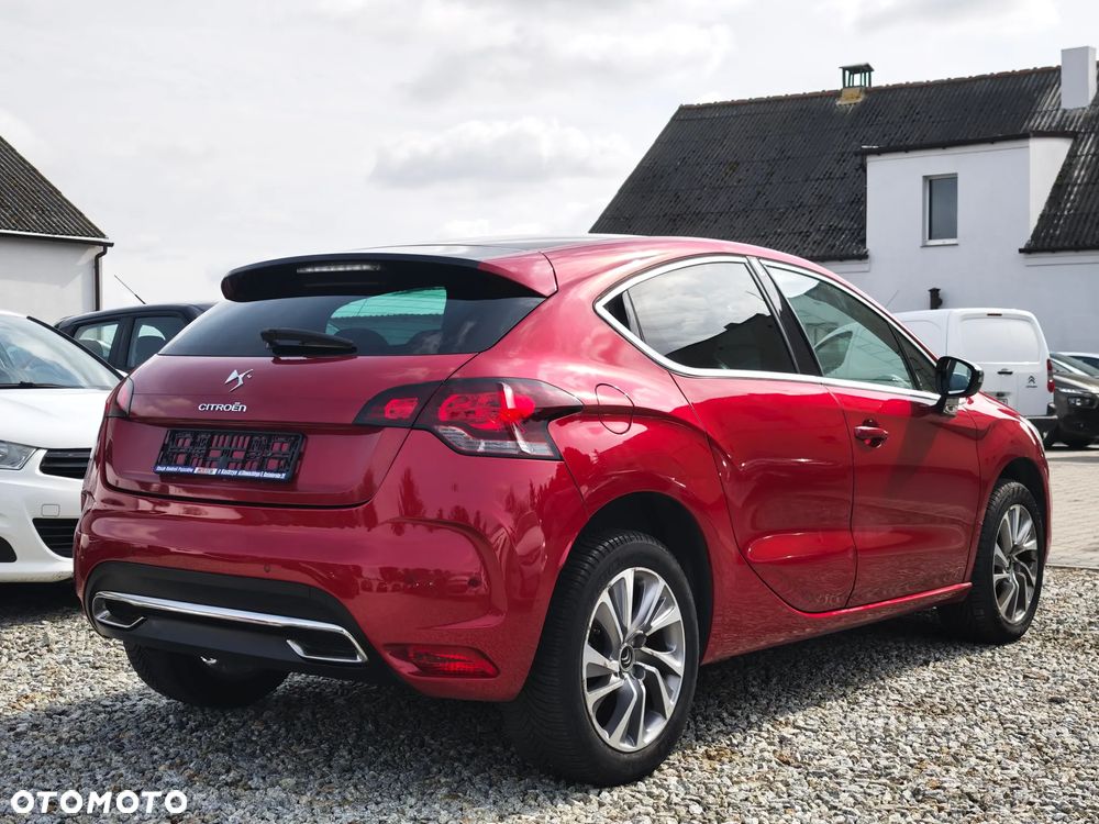 Citroën DS4 BlueHDi 150 S&S SoChic - 8