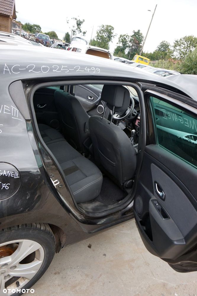 RENAULT MEGANE III PH1 5D HB 2009 NV676 1.9 DCI F9Q870 130KM ND4001 CZARNY na części - 18