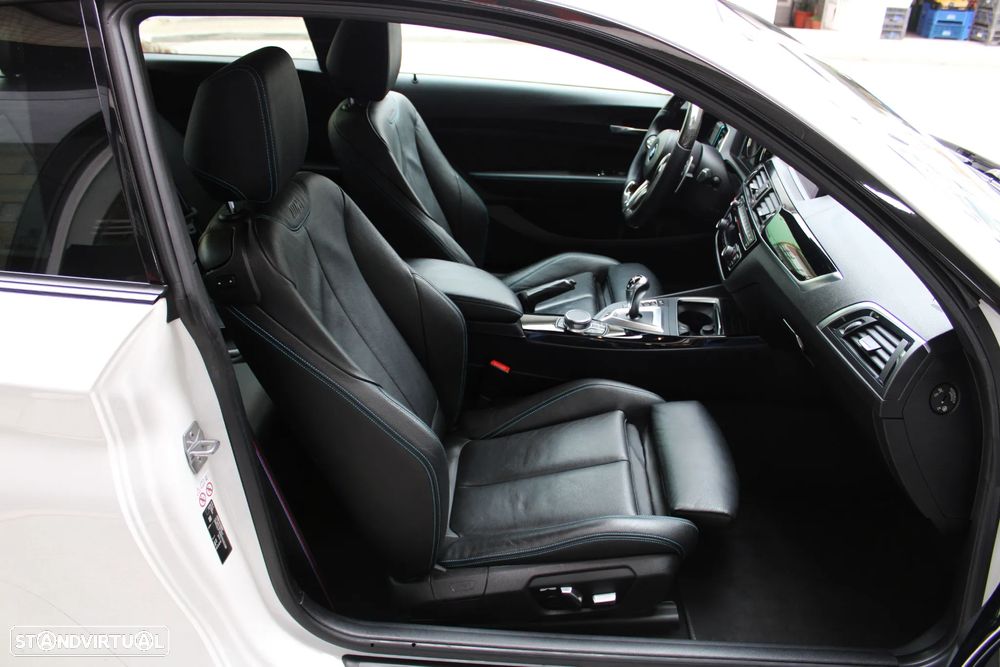 BMW M2 Competition Auto - 29