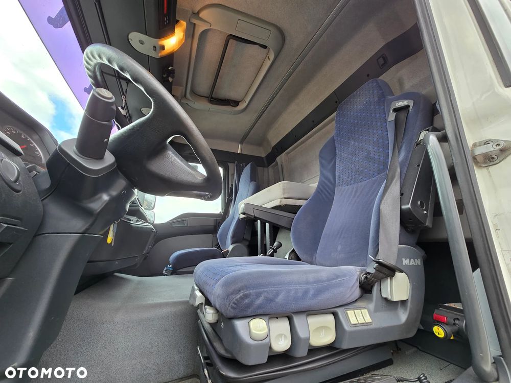 MAN TGA 26.310 * Wywrotka * Blokada * Automat * Stare Tacho * 9,500 ład. - 14