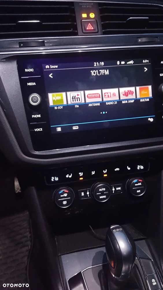 Volkswagen Tiguan 2.0 TDI SCR 4MOTION DSG Comfortline - 16