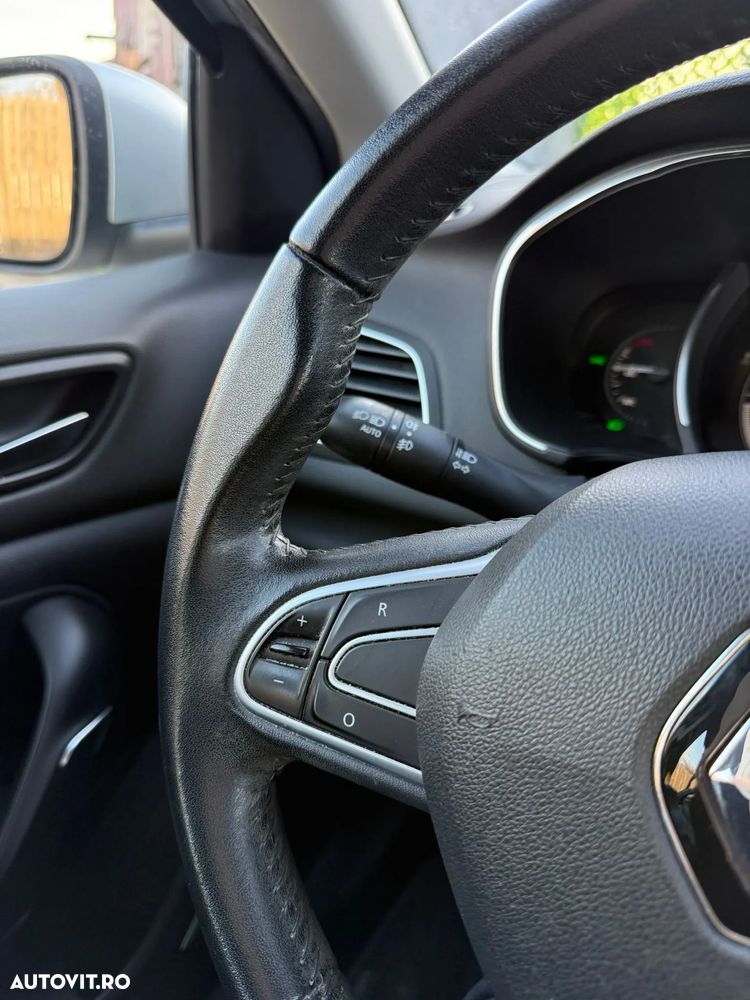 Renault Megane Estate 1.5 dCI Intens - 11