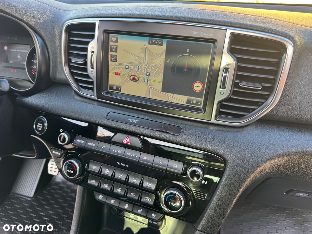 Kia Sportage 2.0 CRDI M AWD - 30