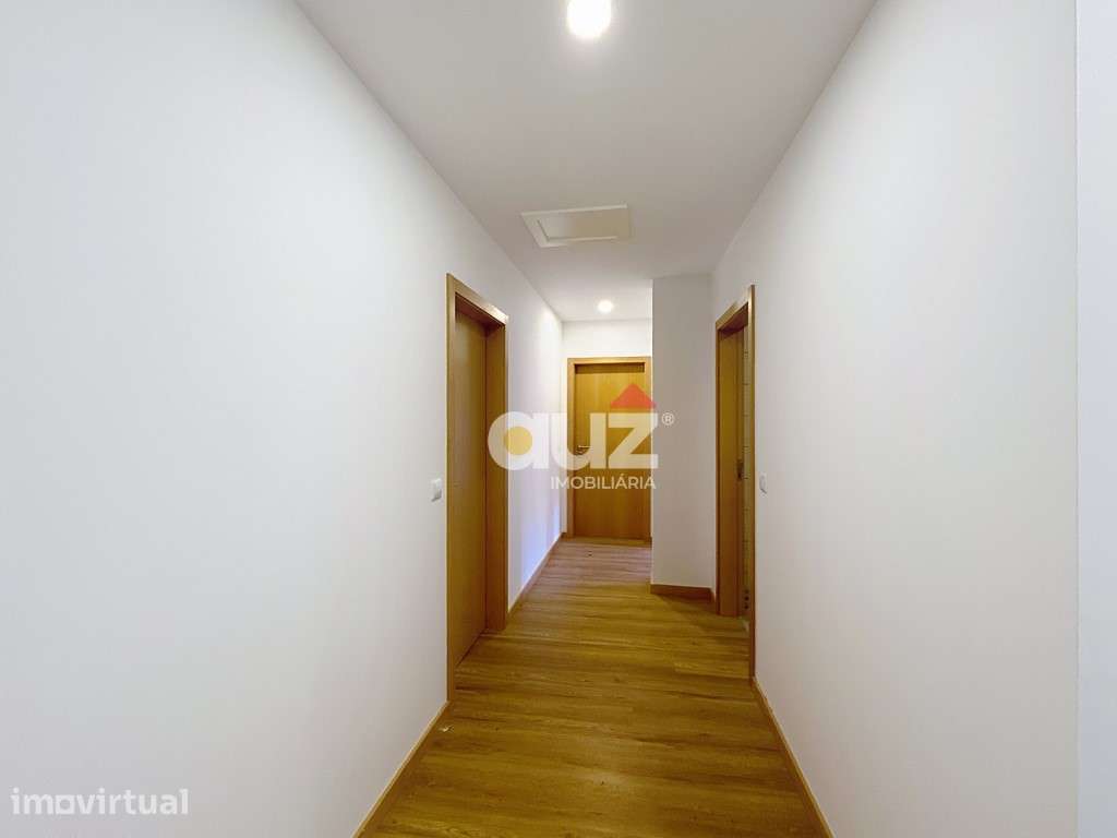Moradia Geminada Renovada T3 - Grande imagem: 4/27