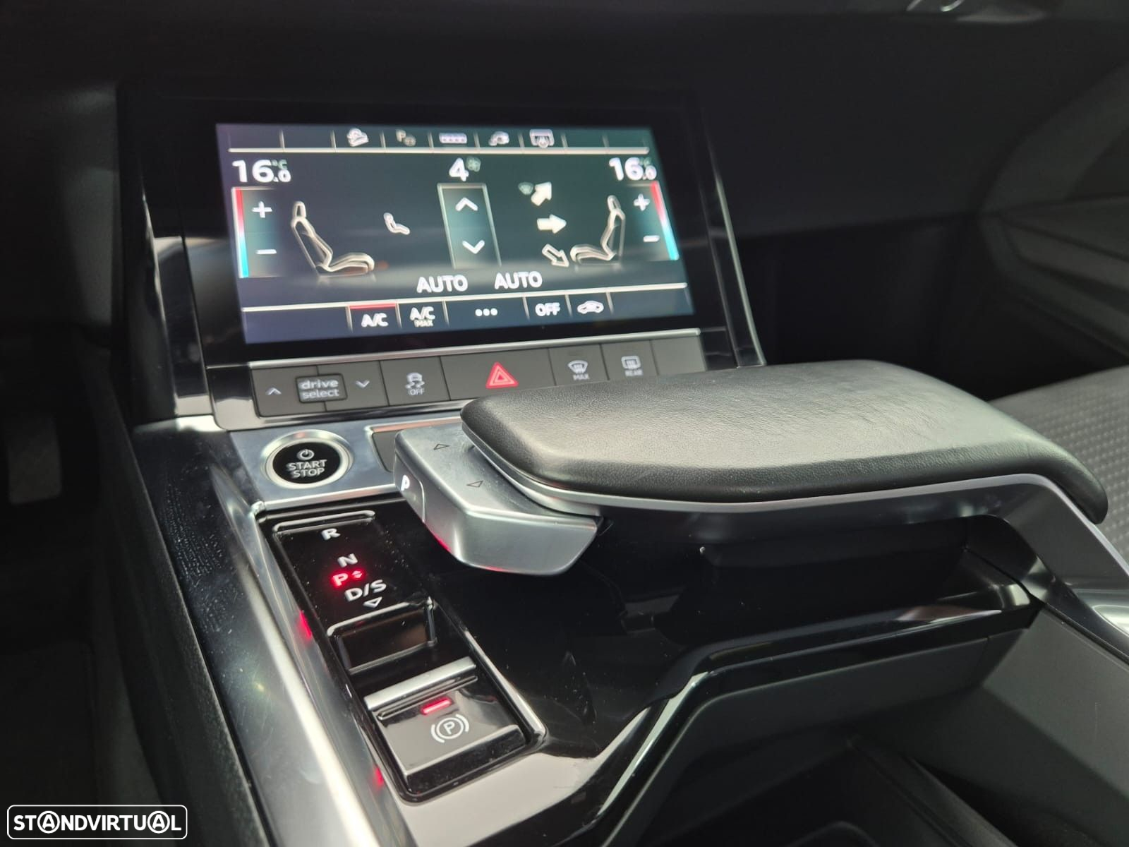 Audi e-tron 55 quattro S line - 18