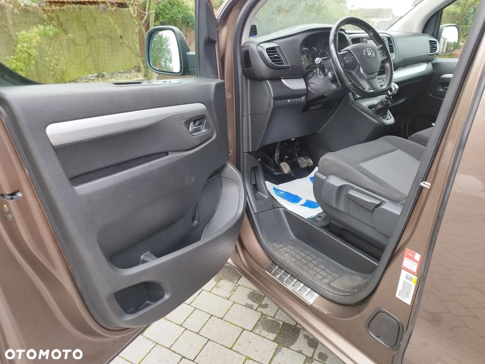 Toyota Proace Verso 2.0 D4-D Long Family - 20
