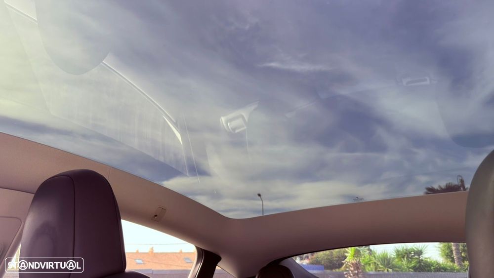 Tesla Model Y Long Range Tração Integral - 11