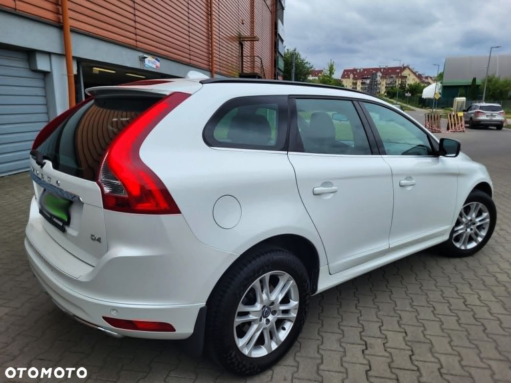 Volvo XC 60 D4 Geartronic Momentum - 21
