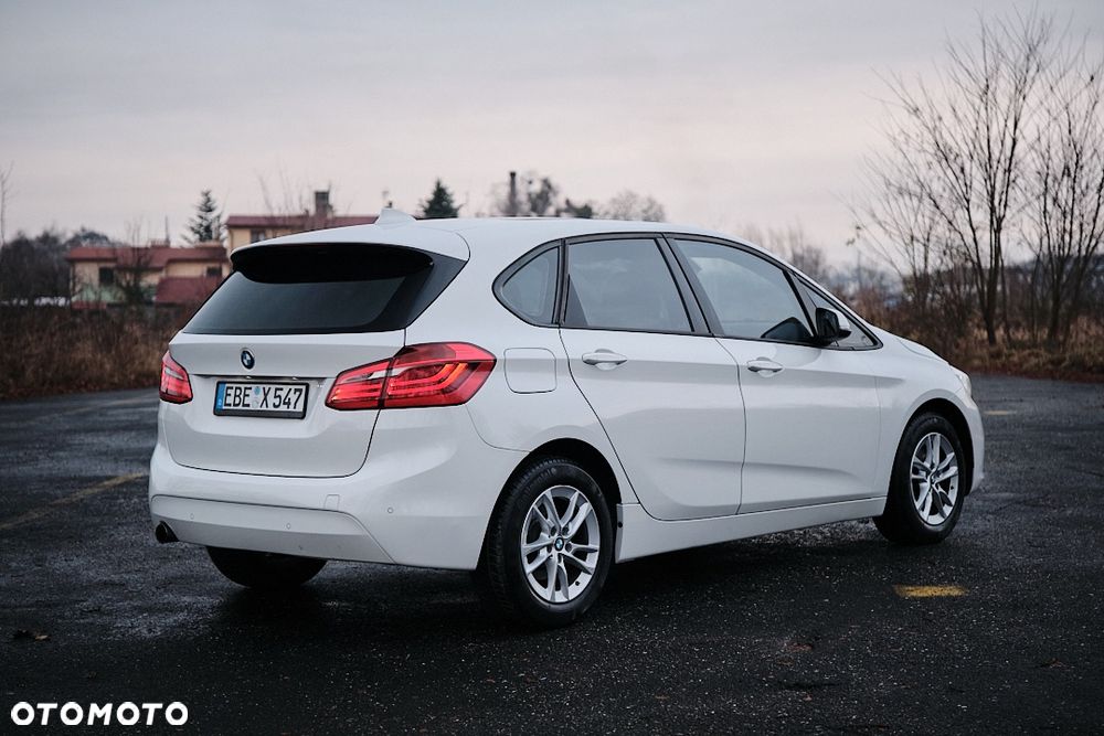 BMW Seria 2 218i - 9