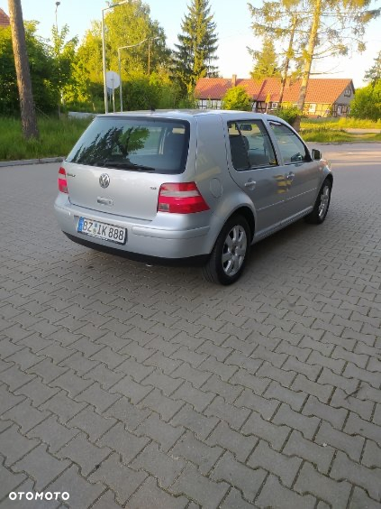 Volkswagen Golf IV 1.6 Comfortline - 4