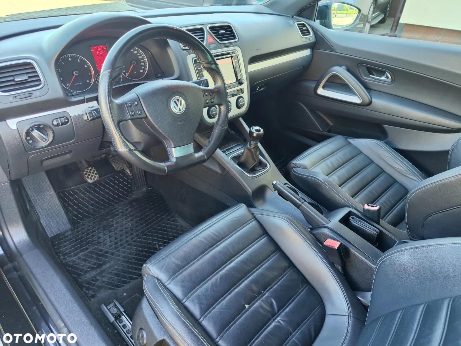 Volkswagen Scirocco 2.0 TSI - 11