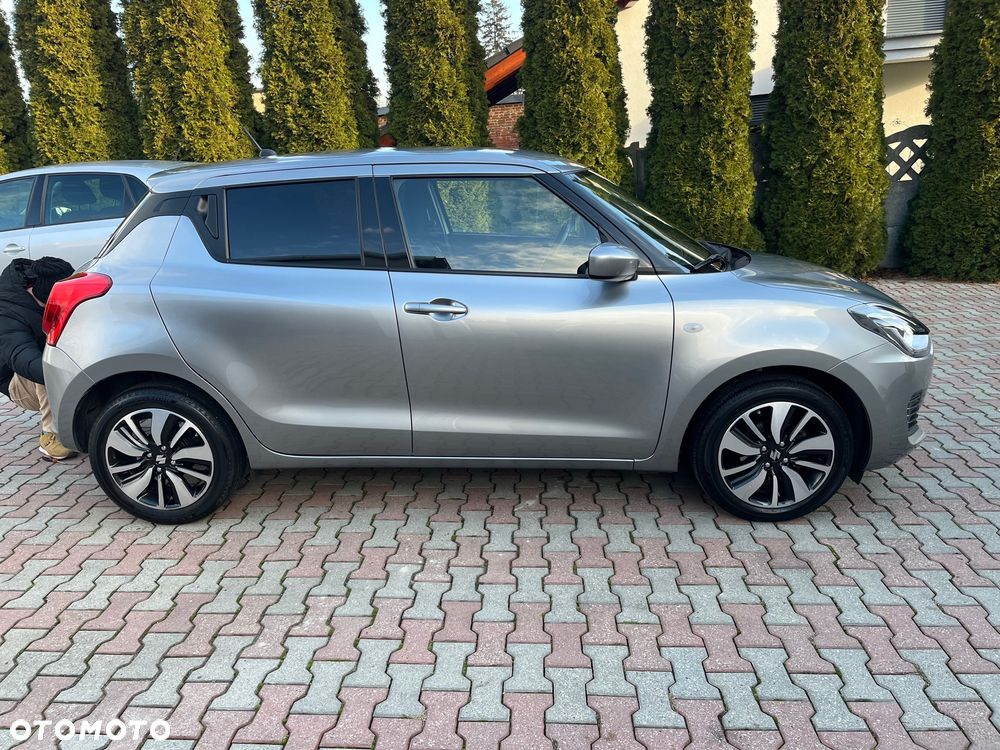 Suzuki Swift - 1