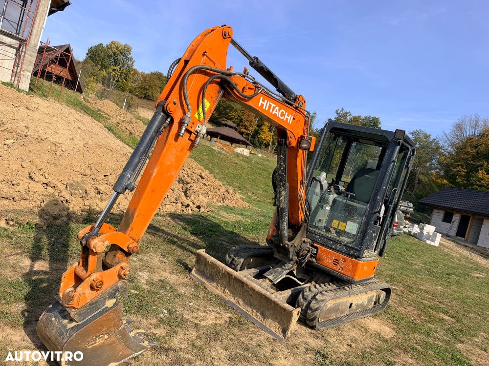 Hitachi ZAXIS 33 U - 3