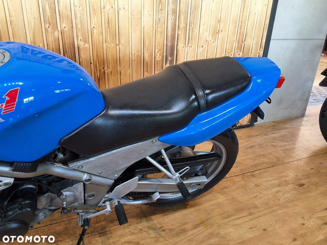 Honda CB - 7