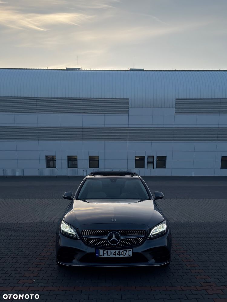 Mercedes-Benz Klasa C 300 4Matic 9G-TRONIC AMG Line - 28