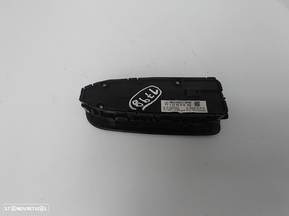 Botão / Botões / Comutador Vidro Esq Mercedes-Benz C-Class (W205) - 2