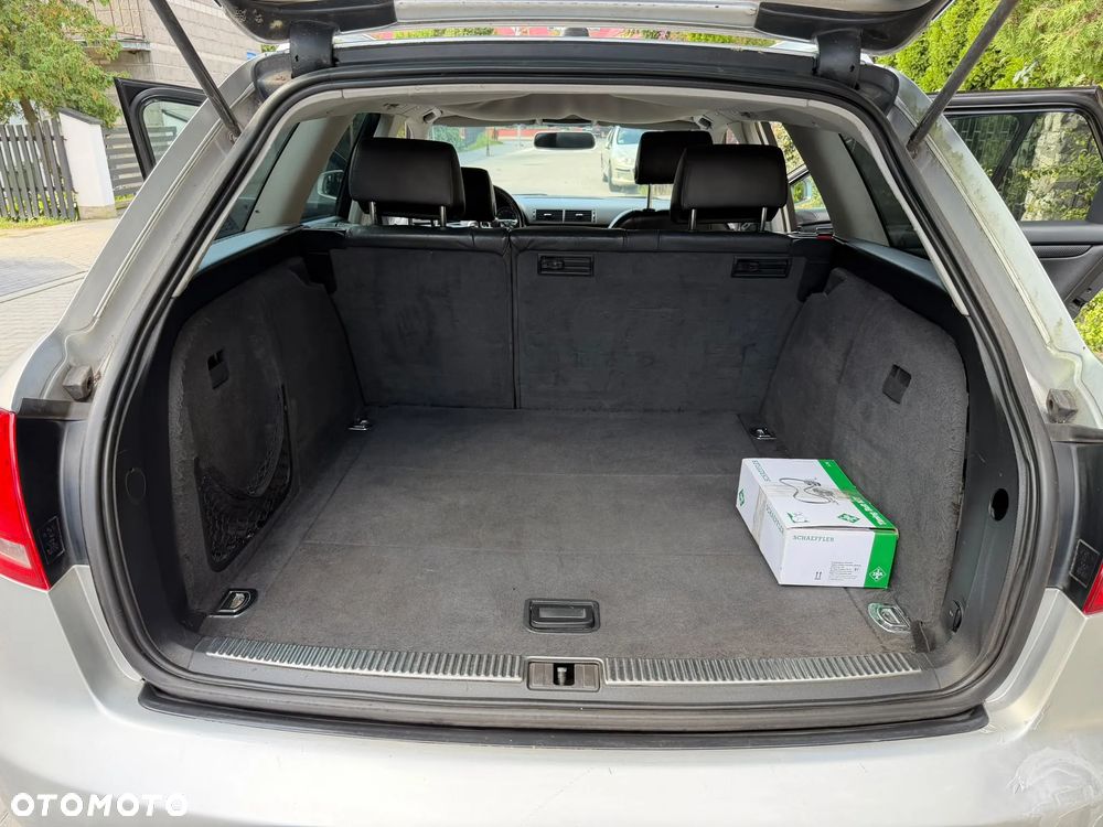 Audi A4 Avant 3.0 TDI quattro - 12