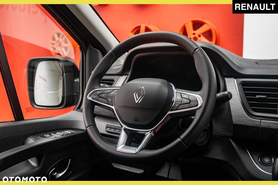 Renault Trafic SpaceClass L1H1 EDC 2.0 170KM - 32