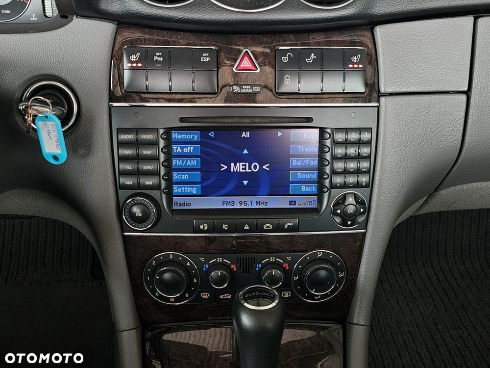 Mercedes-Benz CLK - 25