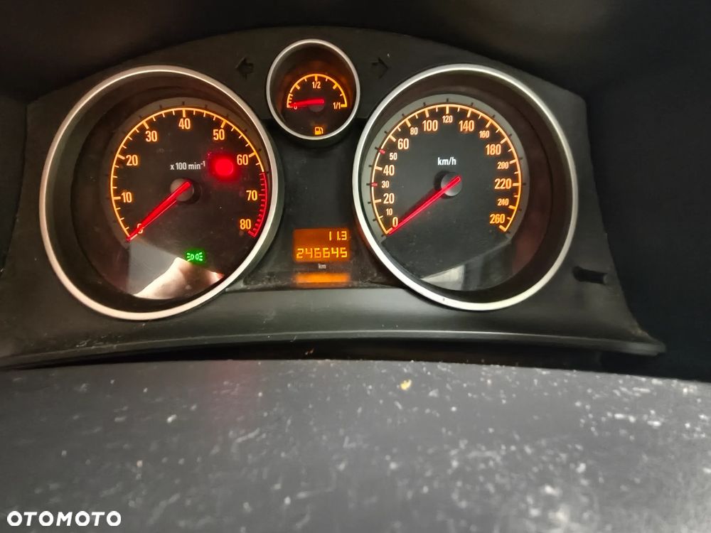 Opel Astra 2.0 T Sport - 2