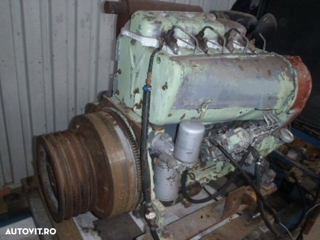 Motor - 4 pistoane - deutz f4l812 - stare buna functionare - 1