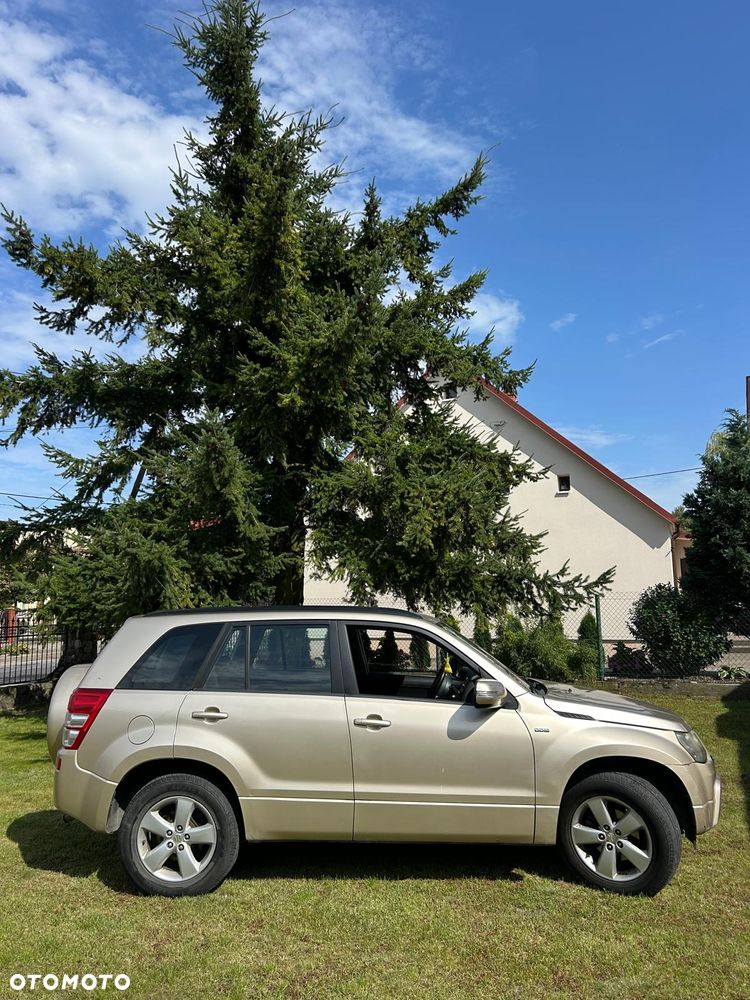 Suzuki Grand Vitara 1.9 DDiS Comfort + DPF - 1