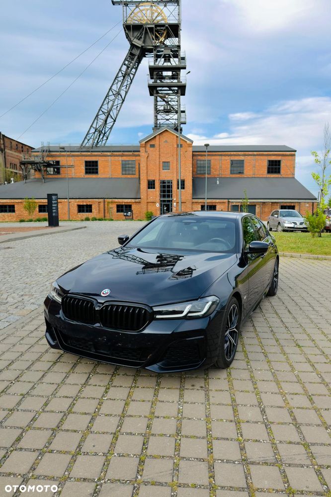 BMW Seria 5 540d xDrive mHEV M Sport sport - 1