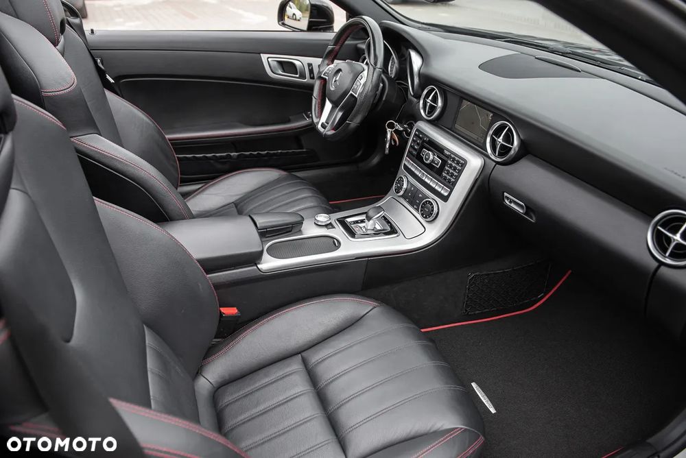 Mercedes-Benz SLK - 27