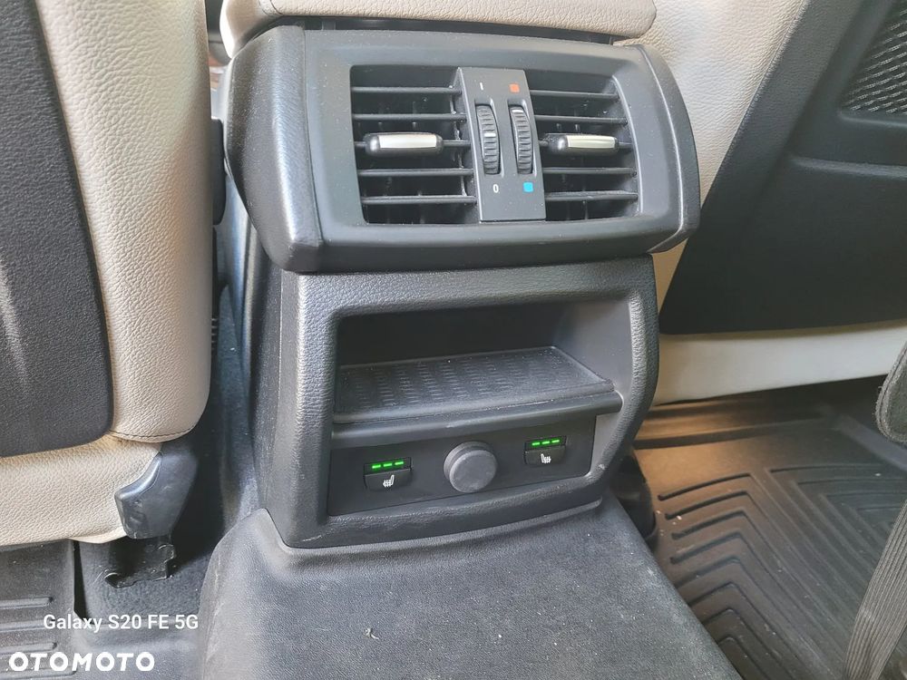 BMW X3 28i xDrive - 16