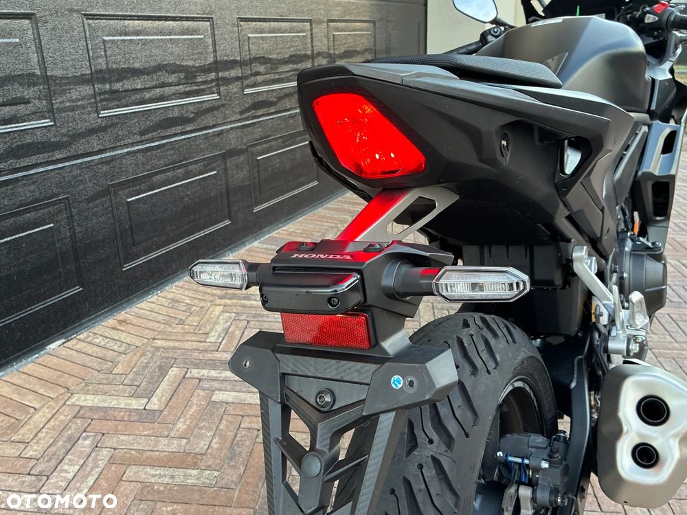 Honda CBR - 17