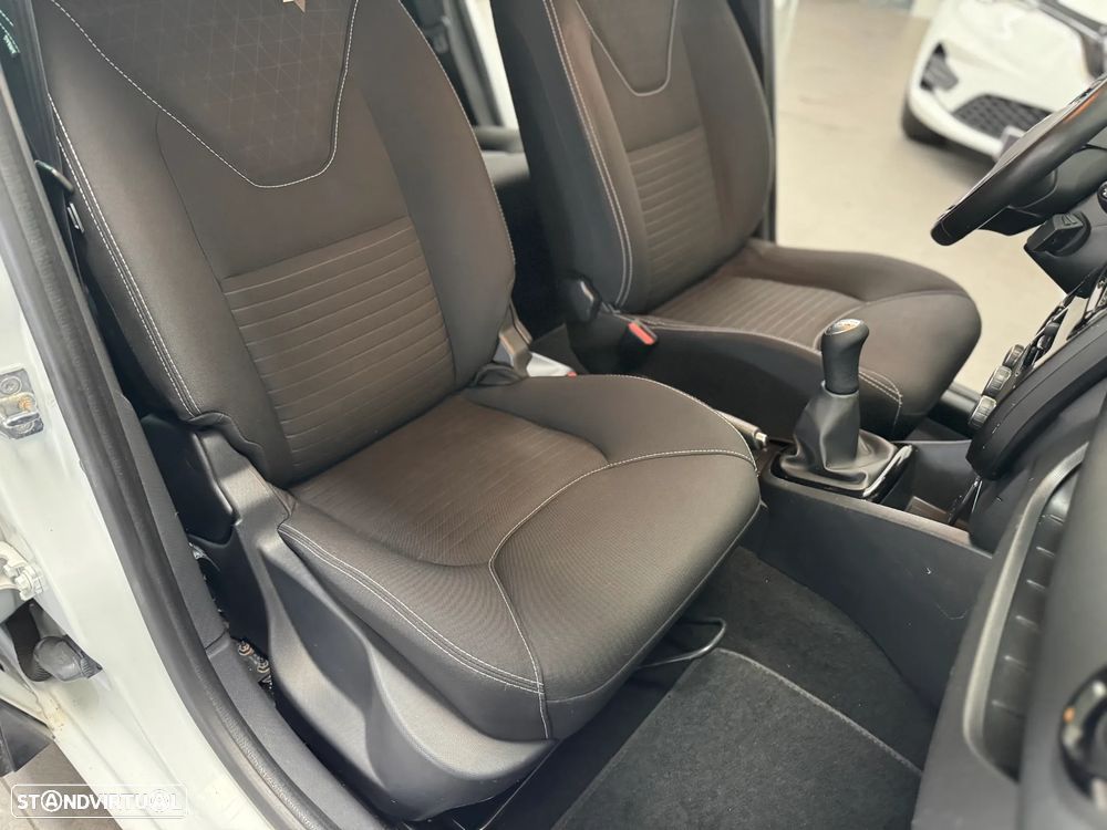 Renault Clio Sport Tourer Energy dCi 90 Start & Stop LIMITED - 19