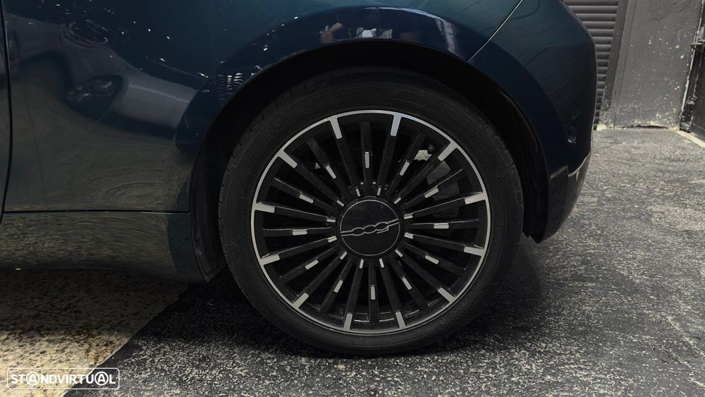 Fiat 500e 3 + 1 La Prima - 21