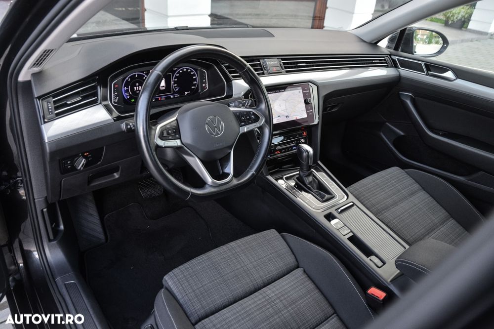 Volkswagen Passat Variant 2.0 TDI SCR DSG BlueMotion Comfortline - 15