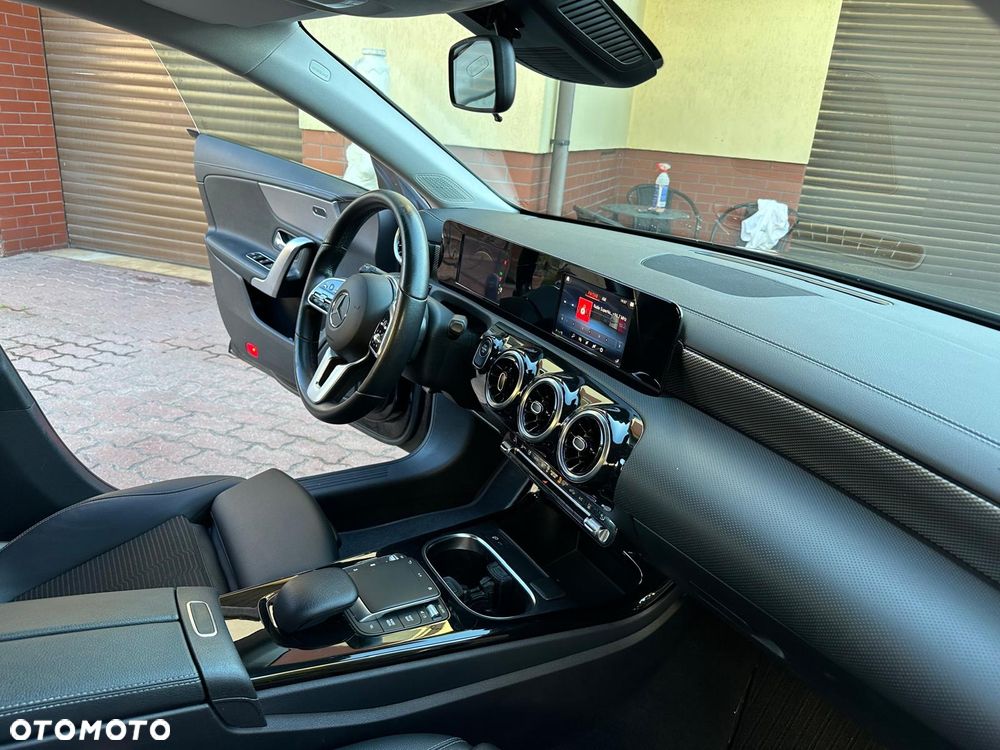 Mercedes-Benz CLA - 10